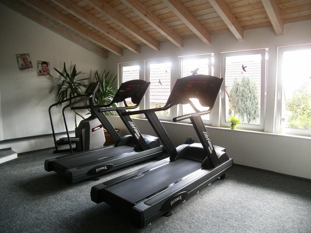 Pension Fitnessoase Eußenheim Esterno foto